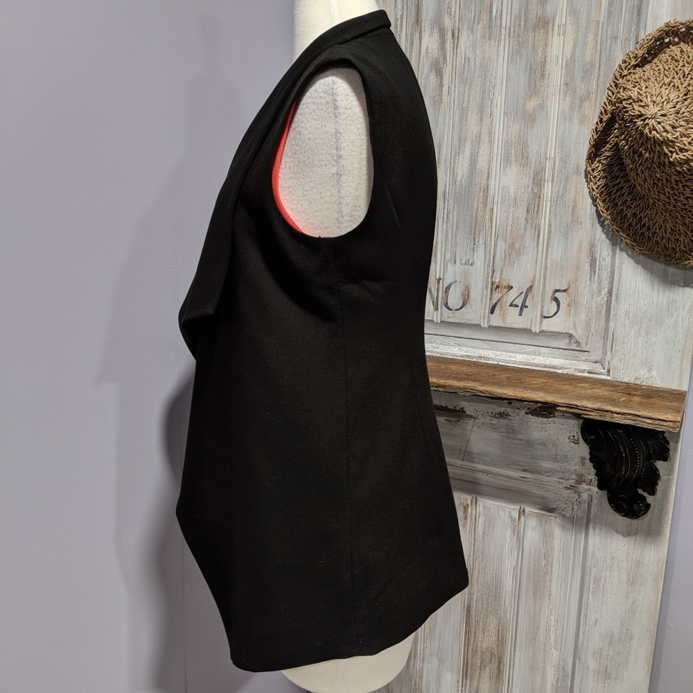 💗SOLD💗WHBM black vest - Picture 2 of 6